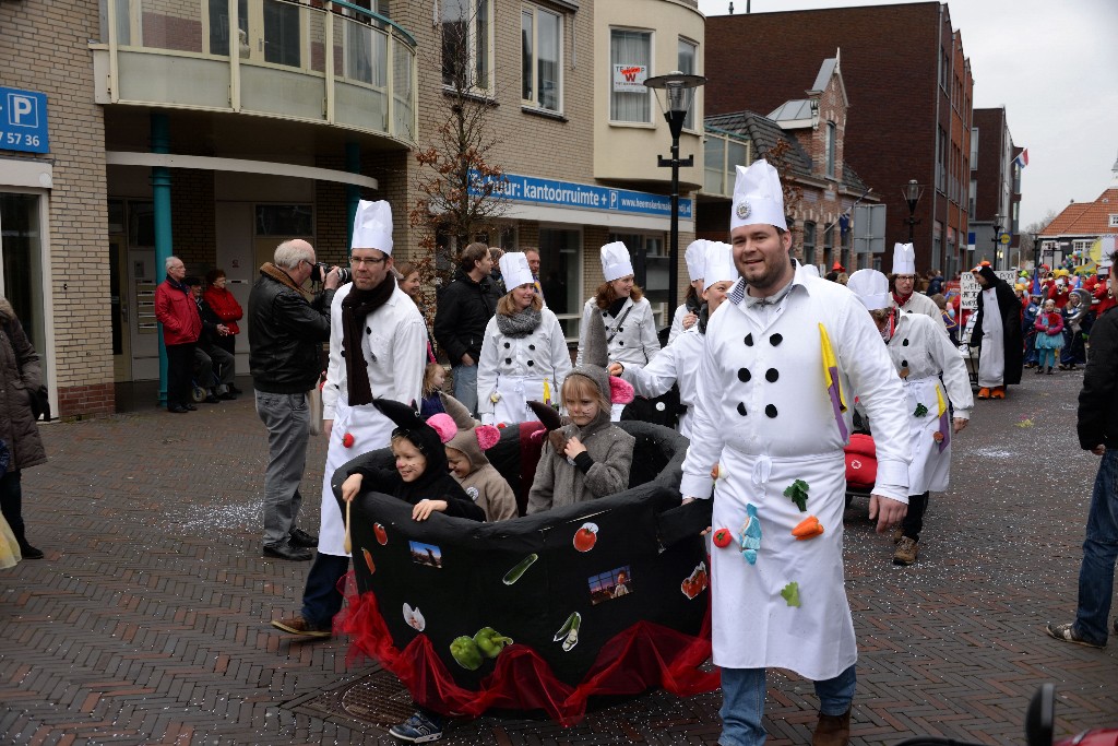 ../Images/Kinderoptocht 2016 085.jpg